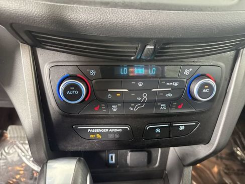 Used 2018 Ford Escape SEL AWD/4WD image 9