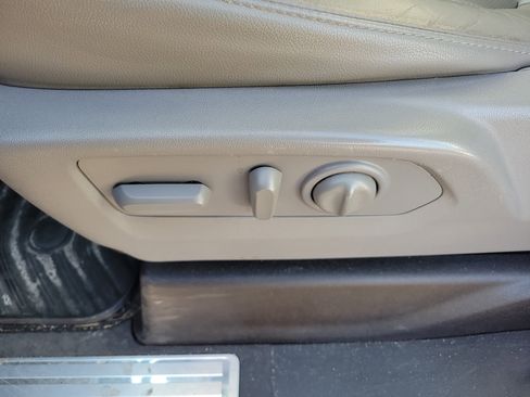 Used 2020 Chevrolet Silverado 1500 LTZ w/ LTZ Plus Package image 23