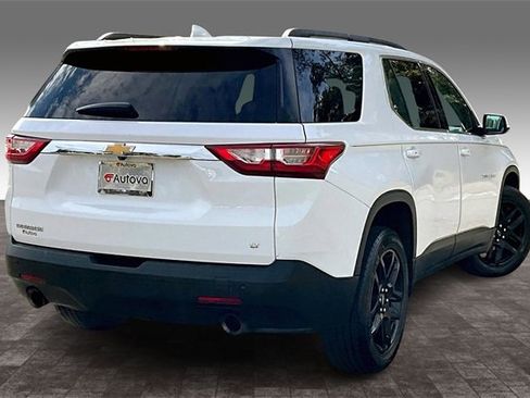Used 2021 Chevrolet Traverse LT image 6
