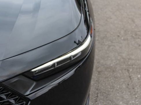 Used 2025 Honda Accord SE image 14