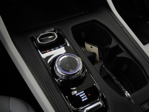 New 2026 Jeep Cherokee Laredo AWD/4WD image 24