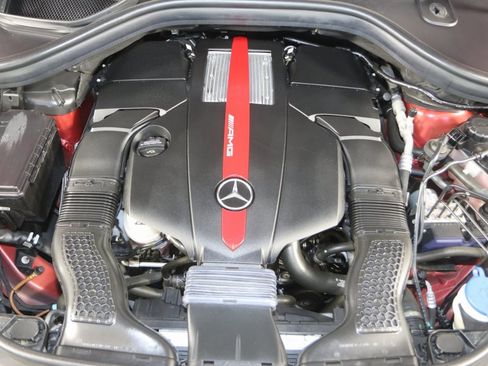 Used 2019 Mercedes-Benz GLE 43 AMG 4MATIC image 28