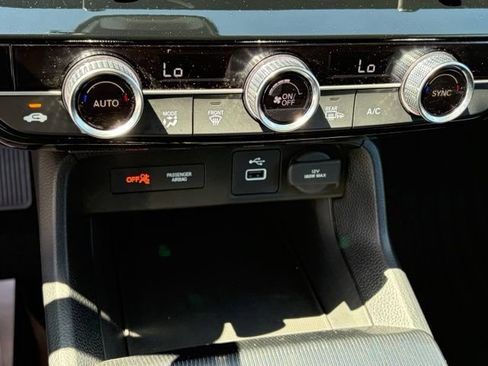 Certified 2024 Honda Civic EX image 22