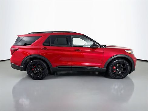 Used 2020 Ford Explorer ST w/ ST Street Pack image 8