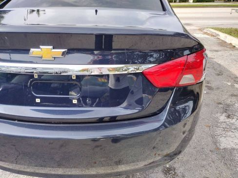 Used 2019 Chevrolet Impala LS FWD image 32