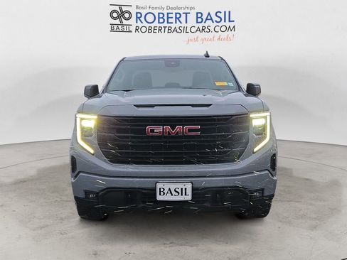 Used 2024 GMC Sierra 1500 Elevation image 8