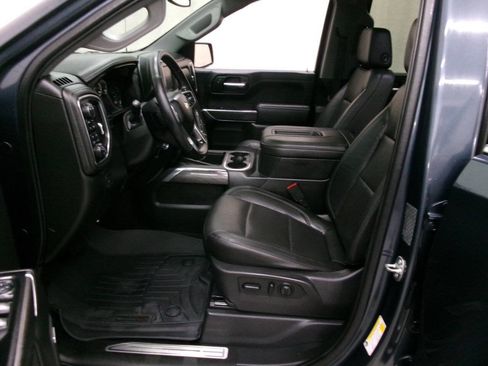 Used 2019 Chevrolet Silverado 1500 LTZ w/ LTZ Premium Package image 15