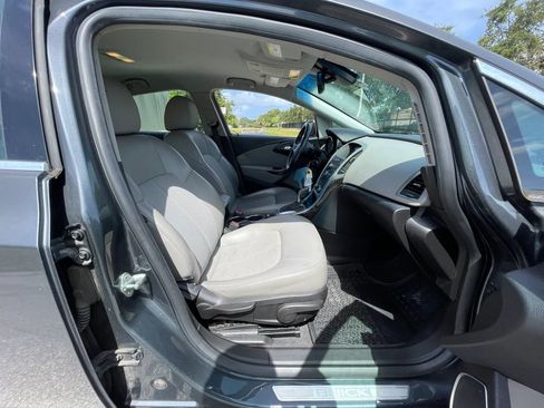 Used 2012 Buick Verano Convenience FWD image 27