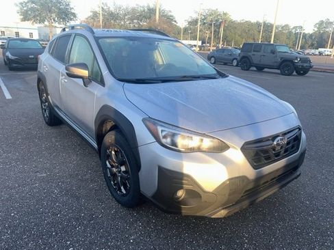 Used 2022 Subaru Crosstrek 2.5i Sport w/ Moonroof Package image 3