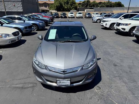 Used 2019 Chevrolet Volt LT FWD image 11
