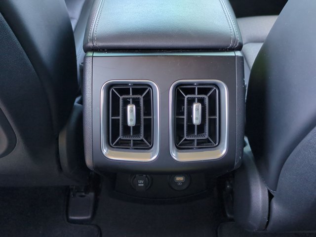 Used 2022 Kia Sorento S FWD image 17