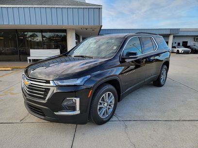 Used 2023 Chevrolet Traverse LT