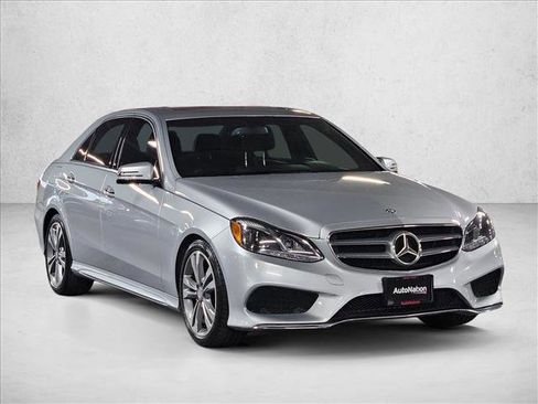 Used 2016 Mercedes-Benz E 350 Sedan image 3