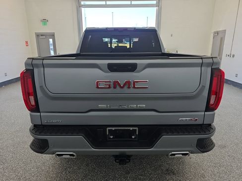 Used 2025 GMC Sierra 1500 AT4 w/ AT4 Premium Package image 4
