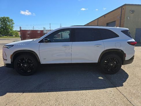 New 2026 Buick Enclave Sport Touring FWD image 4