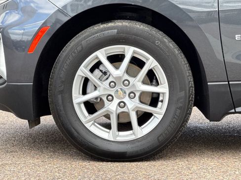 Used 2023 Chevrolet Equinox LT image 32