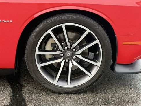 Used 2022 Dodge Challenger R/T w/ Plus Package RWD image 9