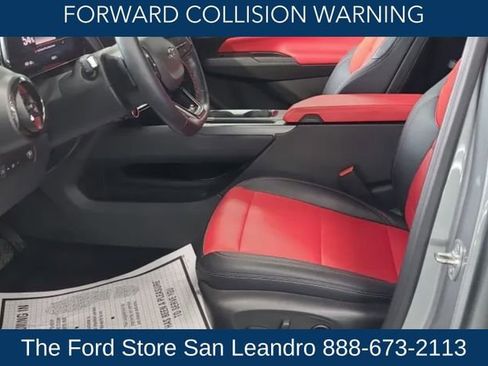 Used 2025 Chevrolet Equinox EV RS FWD image 9
