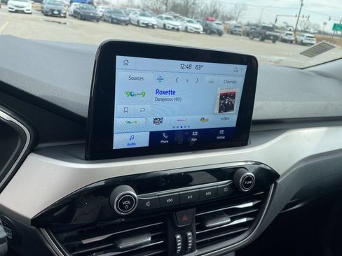 Certified 2022 Ford Escape SE AWD/4WD image 18