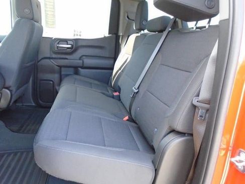 Used 2022 Chevrolet Silverado 1500 Custom AWD/4WD image 17