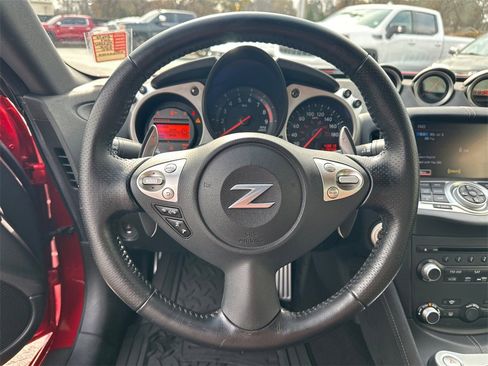 Used 2019 Nissan 370Z Touring image 20