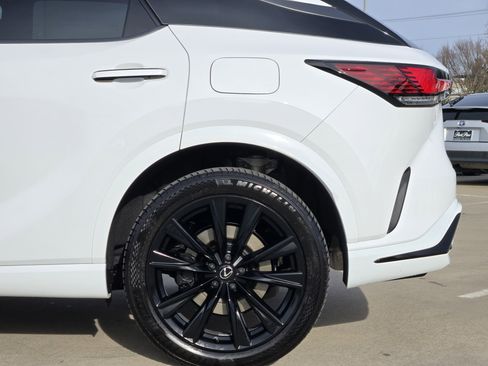 Used 2024 Lexus RX 500h F Sport image 16