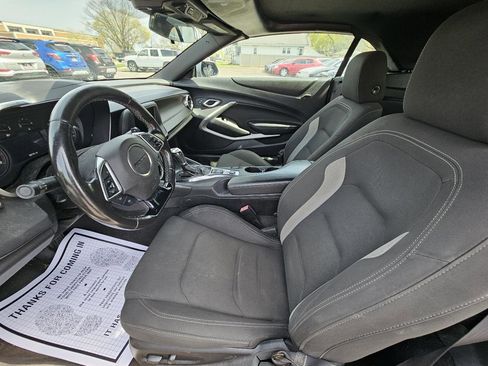 Used 2020 Chevrolet Camaro LT image 19