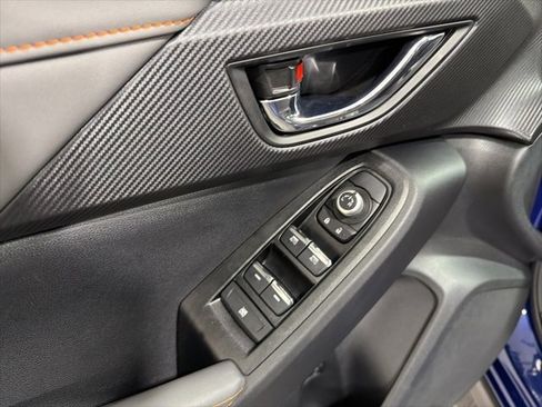 Certified 2025 Subaru Crosstrek 2.5i Limited w/ Popular Package #4A image 9