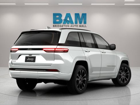 New 2026 Jeep Grand Cherokee Limited Reserve image 6