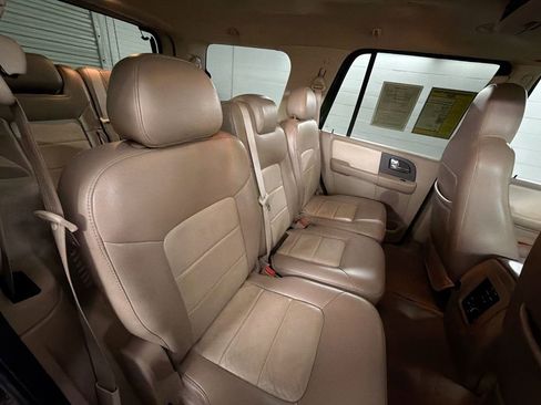 Used 2005 Ford Expedition Eddie Bauer RWD image 23
