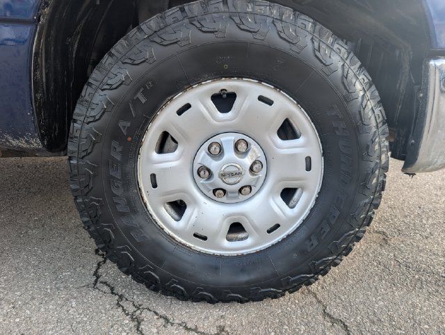 Used 2017 Nissan Titan SV AWD/4WD image 22