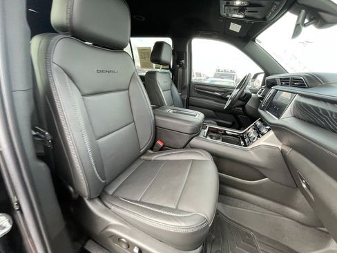 Used 2022 GMC Yukon Denali image 29