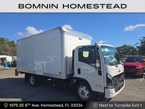 New 2025 Chevrolet Low Cab Forward 4500 XD RWD image 1