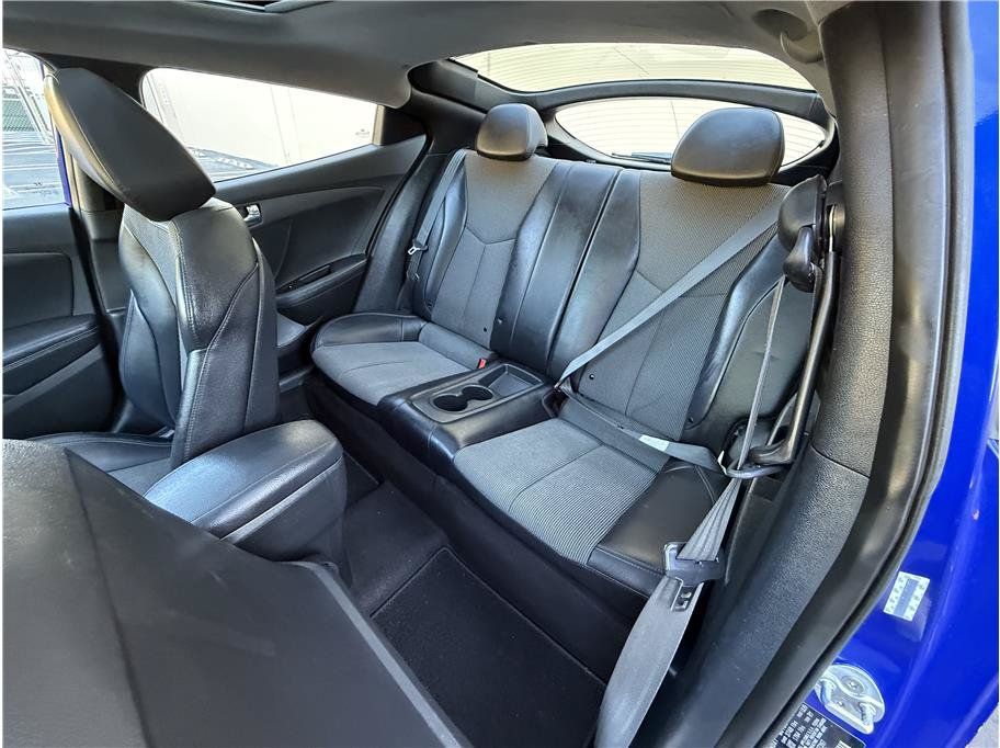 Used 2014 Hyundai Veloster w/ Style Package 02 FWD image 20