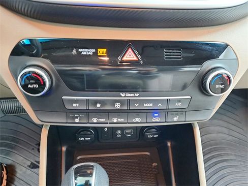 Used 2019 Hyundai Tucson Sport image 28