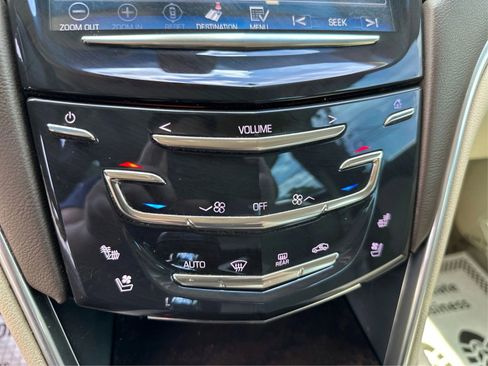 Used 2016 Cadillac XTS Luxury image 29