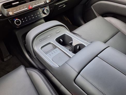 New 2026 Hyundai Palisade Calligraphy AWD/4WD image 17