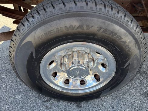 Used 2003 Ford F250 XLT image 16