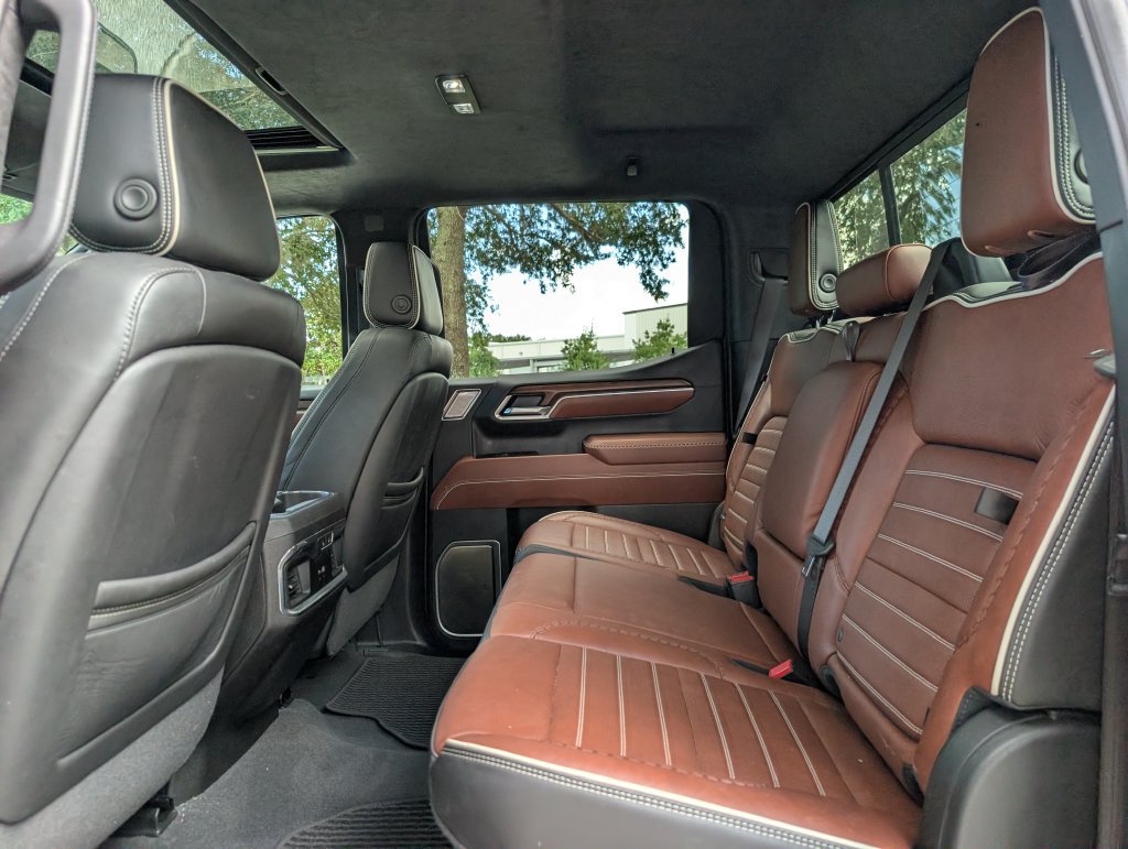 Used 2025 GMC Sierra 1500 Denali Ultimate AWD/4WD image 23