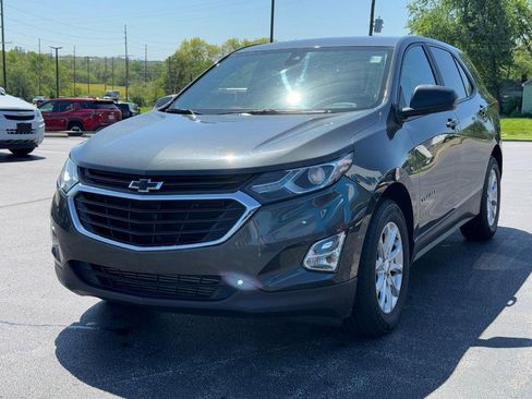 Used 2020 Chevrolet Equinox LS w/ LS Convenience Package FWD image 8