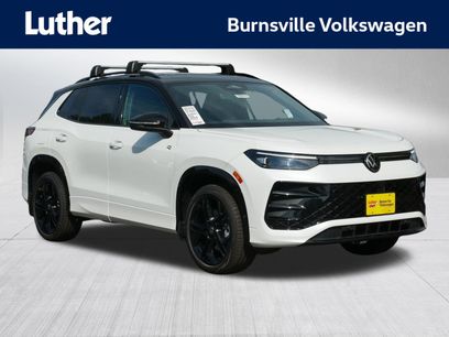 New 2025 Volkswagen Tiguan SE R-Line