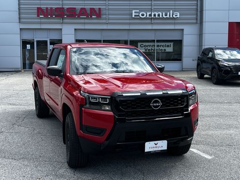 New 2026 Nissan Frontier SV w/ Tow Package AWD/4WD image 1