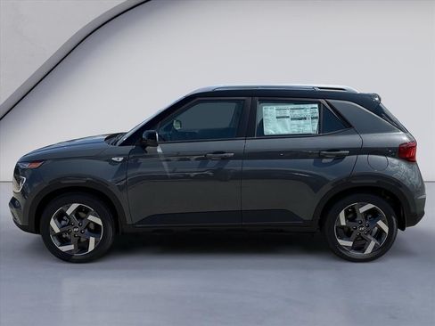 New 2026 Hyundai Venue SEL FWD image 2