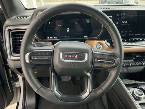 Used 2026 GMC Canyon AT4 AWD/4WD image 14