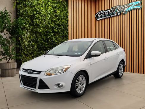 Used 2012 Ford Focus SEL w/ SEL/Titanium Winter Pkg FWD image 1