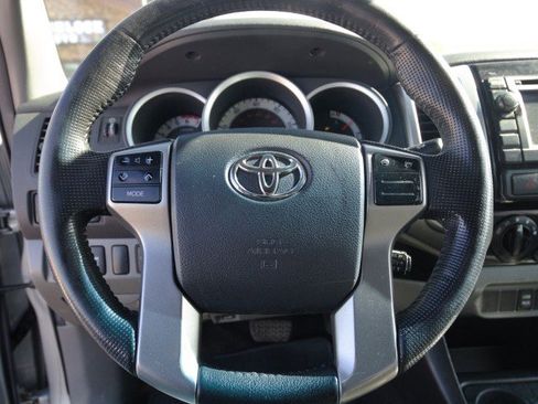Used 2013 Toyota Tacoma 4x4 Double Cab w/ SR5 Pkg image 16
