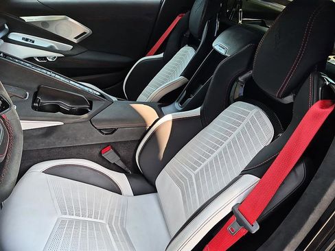 Used 2023 Chevrolet Corvette Stingray Premium Cpe RWD image 15