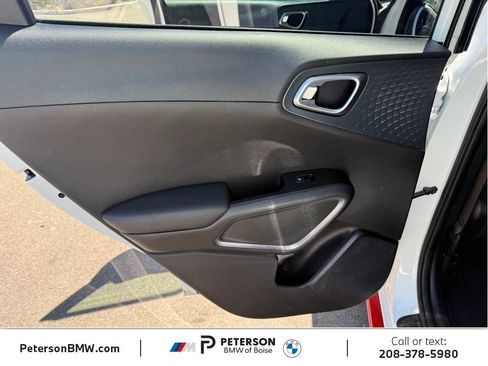 Used 2020 Kia Soul GT-Line FWD image 16