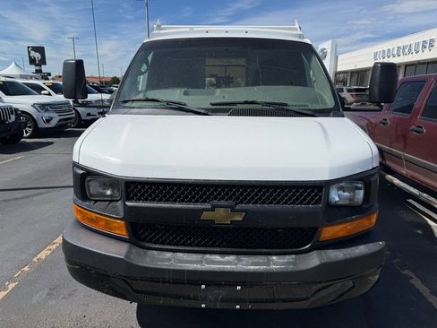 Used 2013 Chevrolet Express 3500 image 2