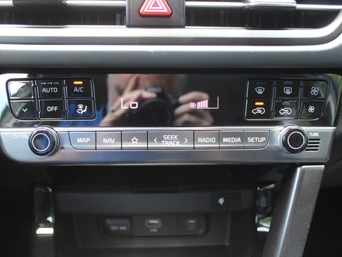 New 2026 Kia Seltos SX w/ SX Sunroof Package AWD/4WD image 41